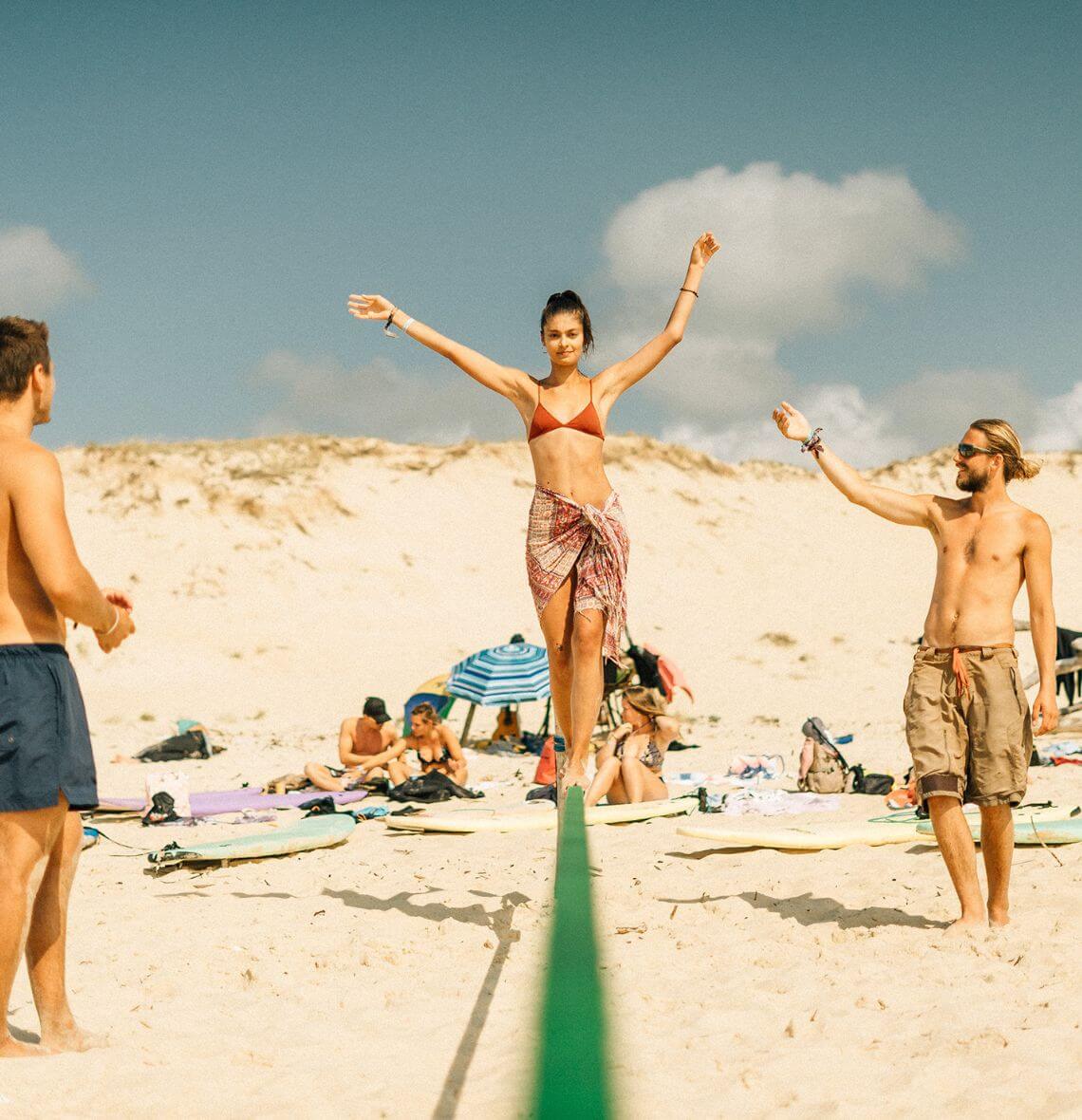 Surfcamps für Alleinreisende