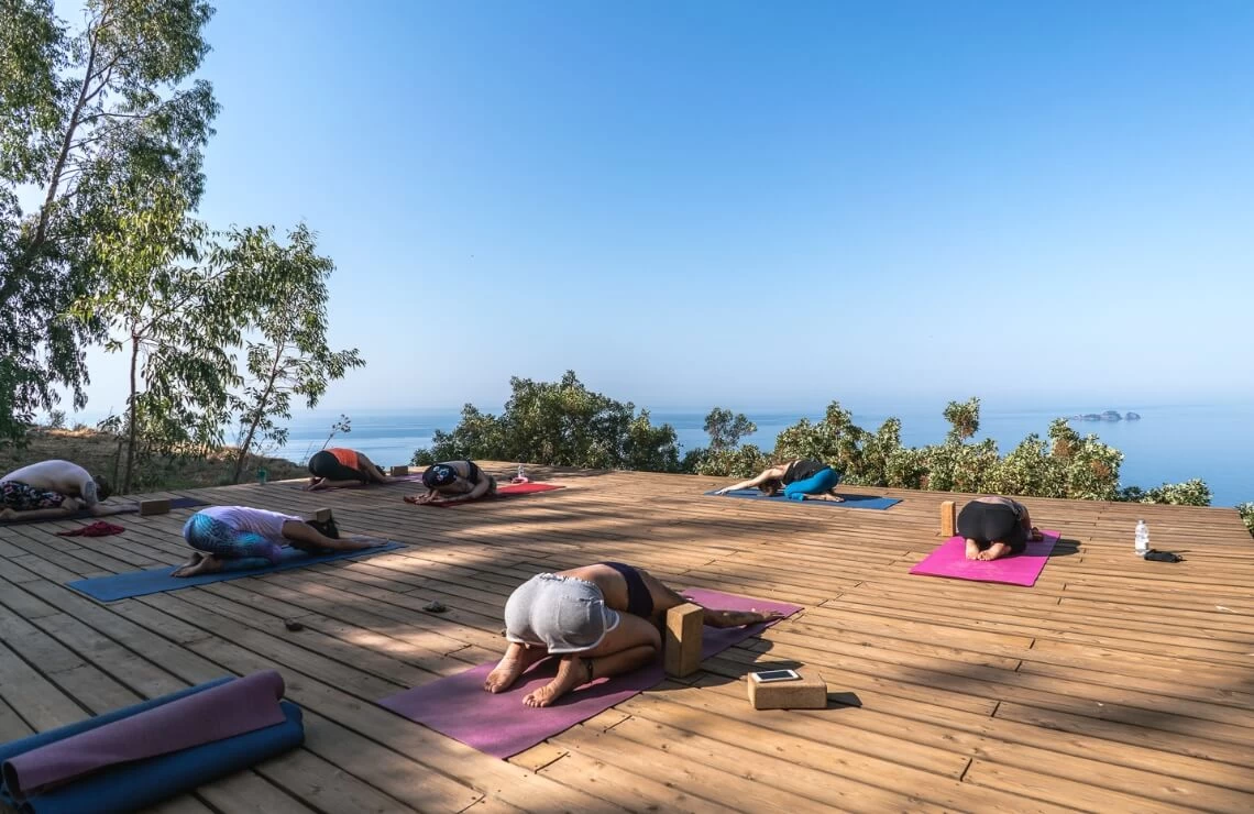 Surf & Yoga Camps Spanien