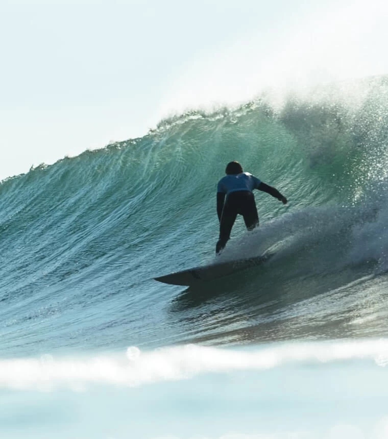 Surfcamps für Fortgeschrittene in Europa